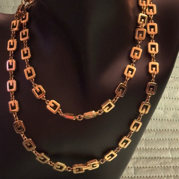 Givenchy Jewelry - Givenchy Gold Link Necklace